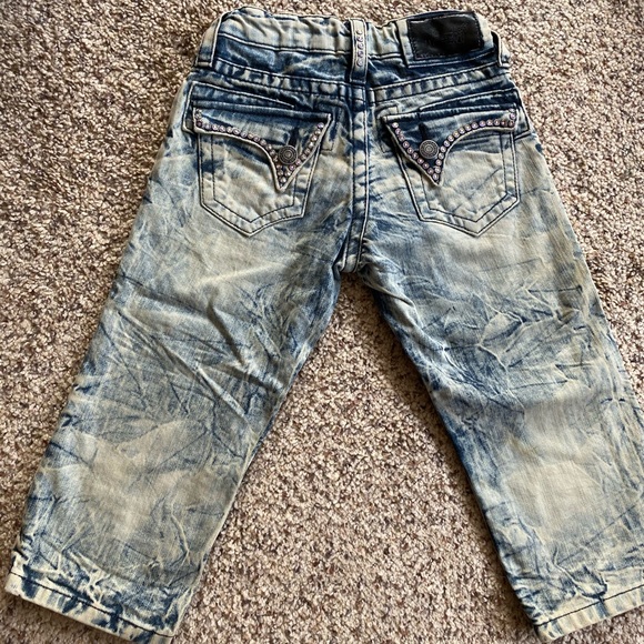 Robins Jeans - Picture 1 of 7